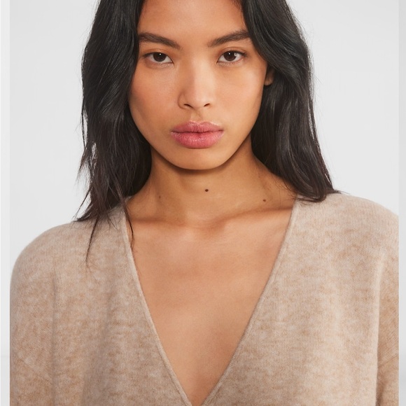 Aritzia Wilfred Dear Sweater - Heather Light Oatmeal - Picture 5 of 11